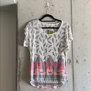 Love J White and Pink Top | Size M